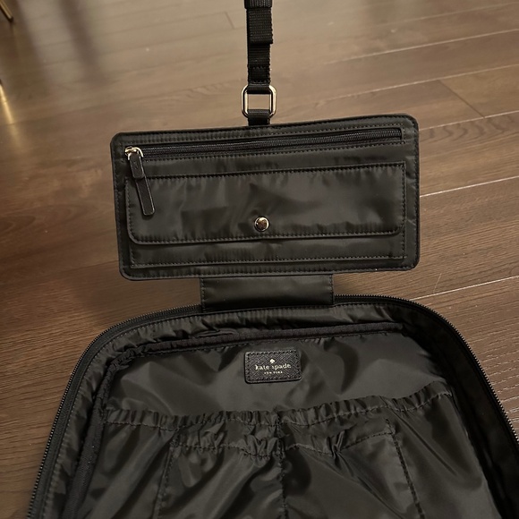 Kate Spade cosmetics case - new - Picture 6 of 13